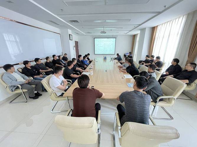 万福能源举办智能化建设业务培训